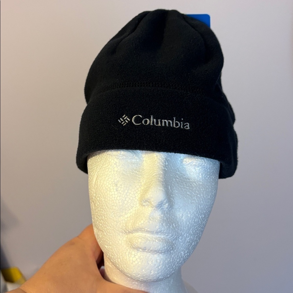 Columbia Black Fleece Beanie Hat Cap size S/M Unisex